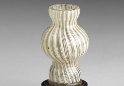 图片[2]-Filigrana glass vase.-China Archive